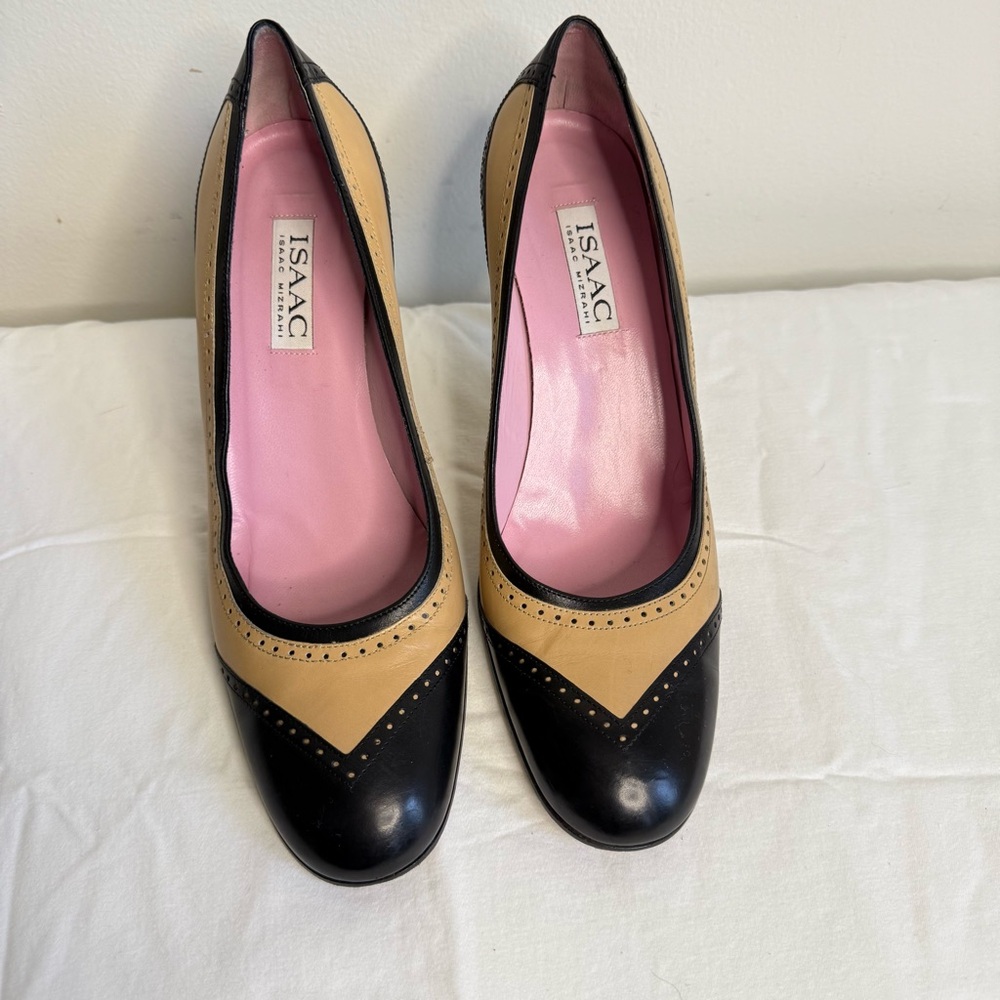 Issac Mizrahi Black and tan leather high heels